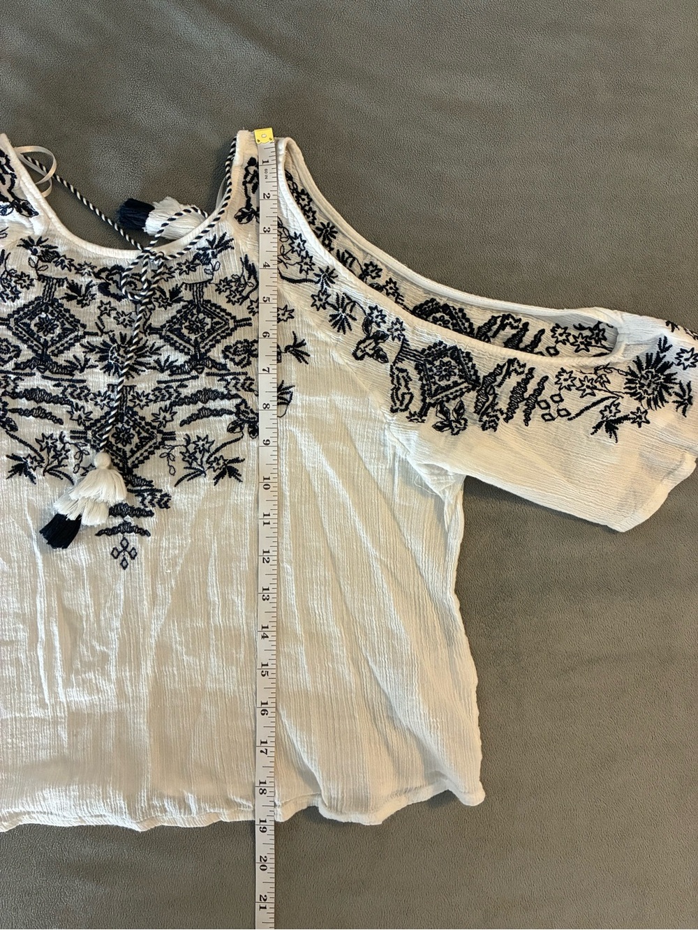 H&M Coachella White Blouse with Blue Floral Embroidery - Picture 8 of 9